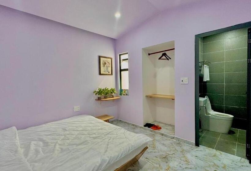 هتل Flower Garden