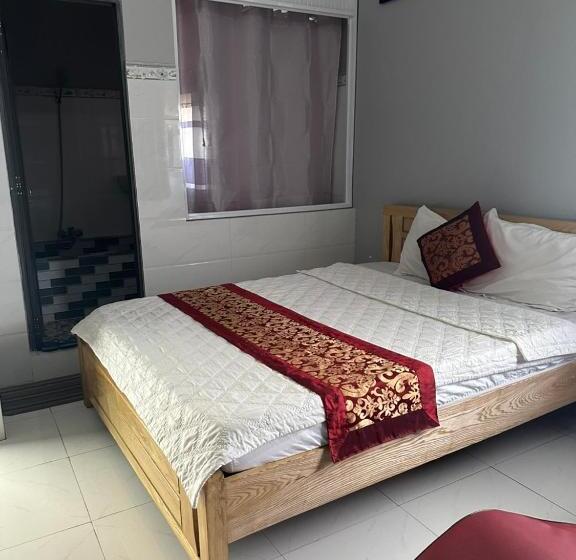 هتل Khách Sạn Nguyễn Long