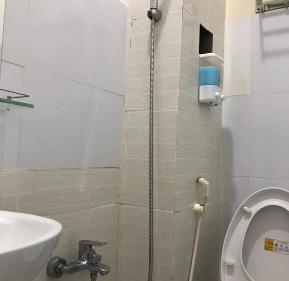 هتل Khách Sạn Nguyễn Long