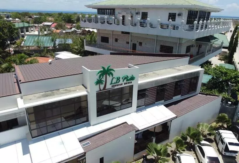 Hotelli Lb Pietz Pension House