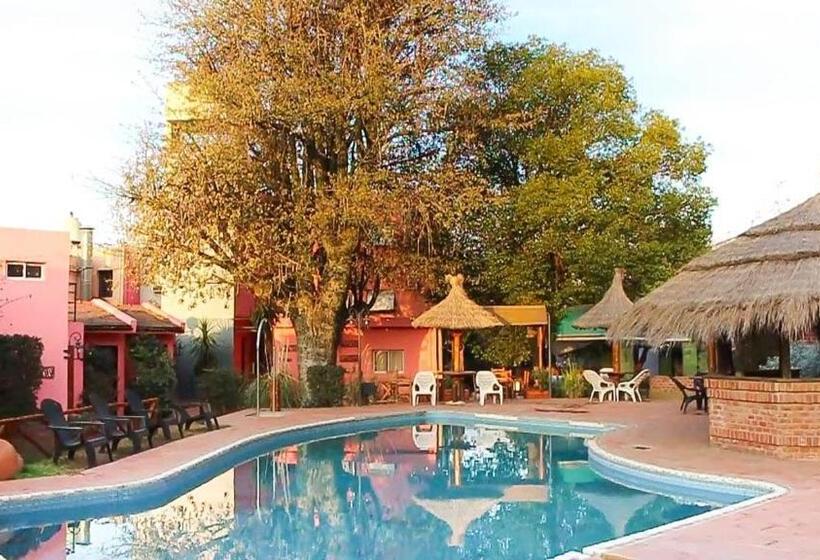 فندق Puerta Del Sol