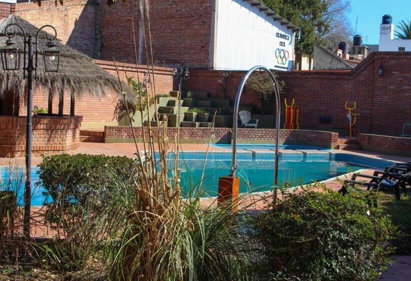 فندق Puerta Del Sol