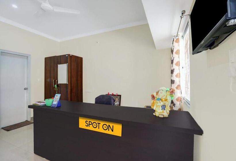 酒店 Spot On Formula 1 Residency