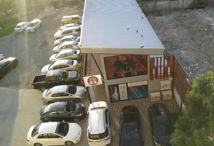 호텔 Tone Condorent