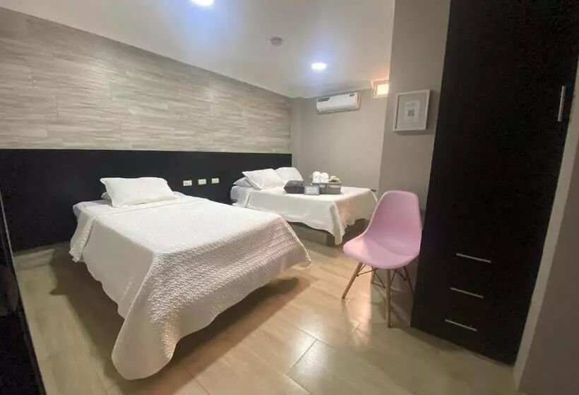 Hotel W