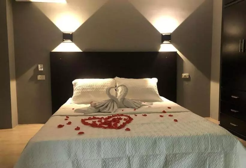 Hotel W