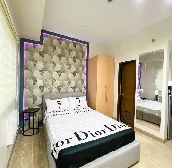 Lafayette Park Square Megaworld