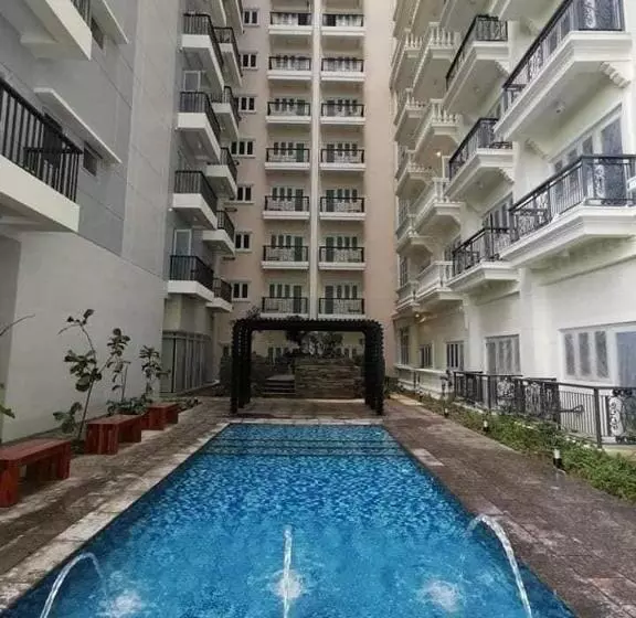 Lafayette Park Square Megaworld
