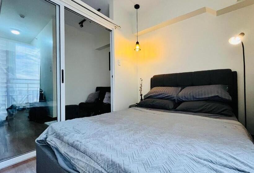 Modern Contemporary 1br Fully Furnished Condo With Balcony At Prisma Residences