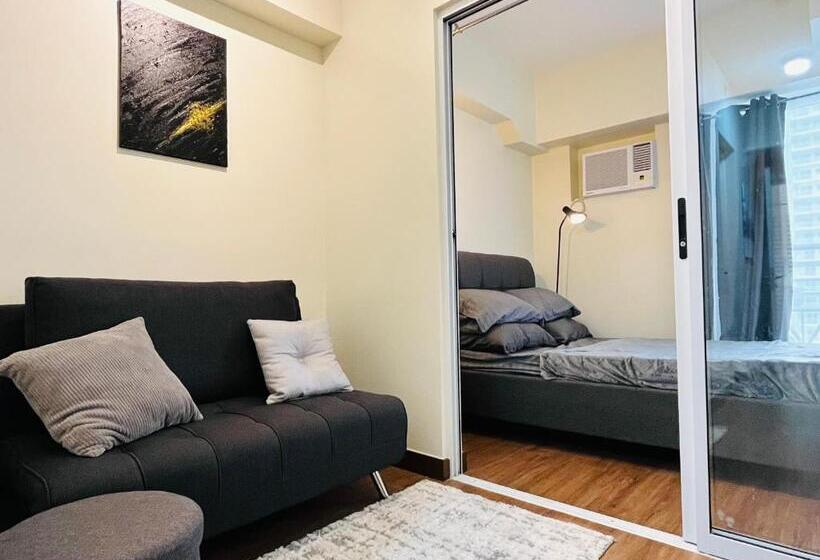 Modern Contemporary 1br Fully Furnished Condo With Balcony At Prisma Residences