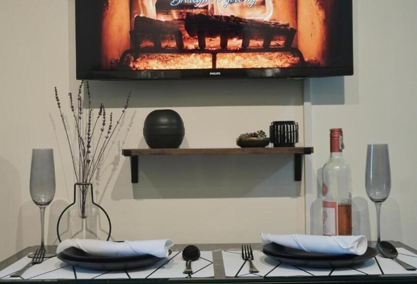 Modern Contemporary 1br Fully Furnished Condo With Balcony At Prisma Residences