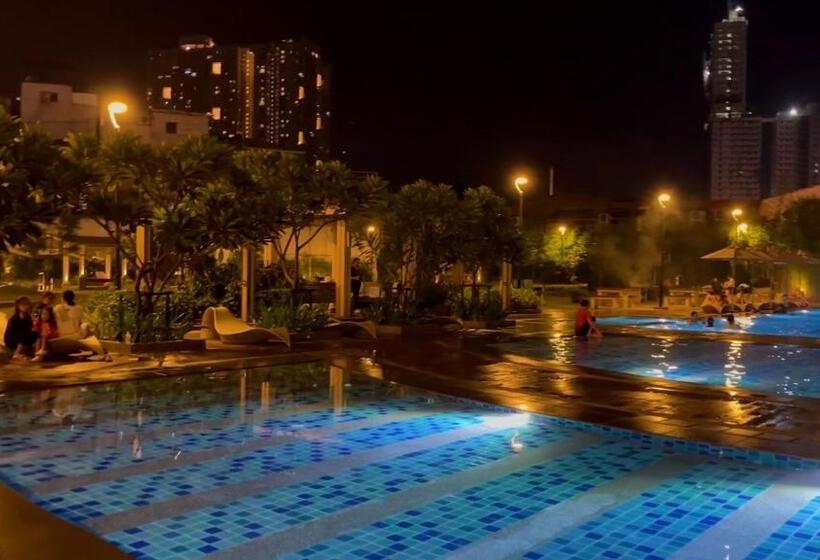 Modern Contemporary 1br Fully Furnished Condo With Balcony At Prisma Residences