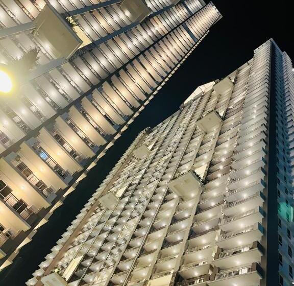 Modern Contemporary 1br Fully Furnished Condo With Balcony At Prisma Residences