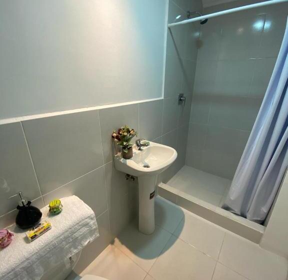 بنسيون Broadway Suites