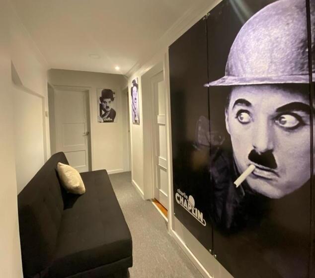 بنسيون Broadway Suites