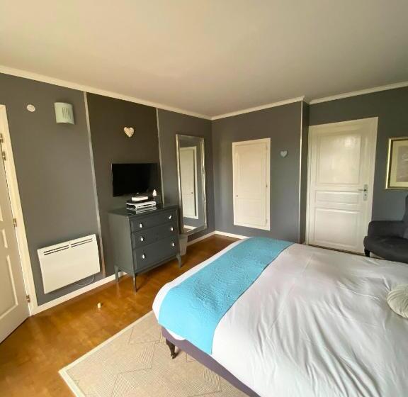 ペンション Mas De Jouas