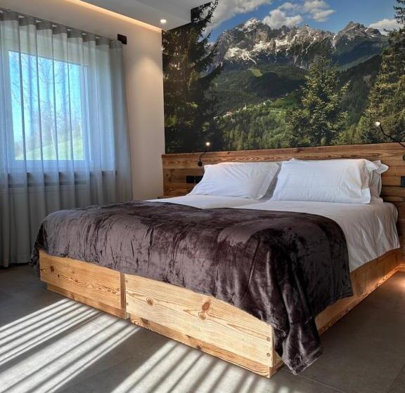 بنسيون Origini Holidays