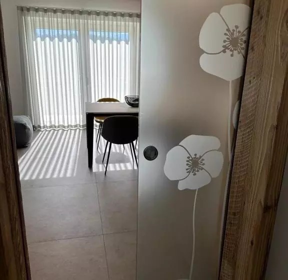 ペンション Origini Holidays