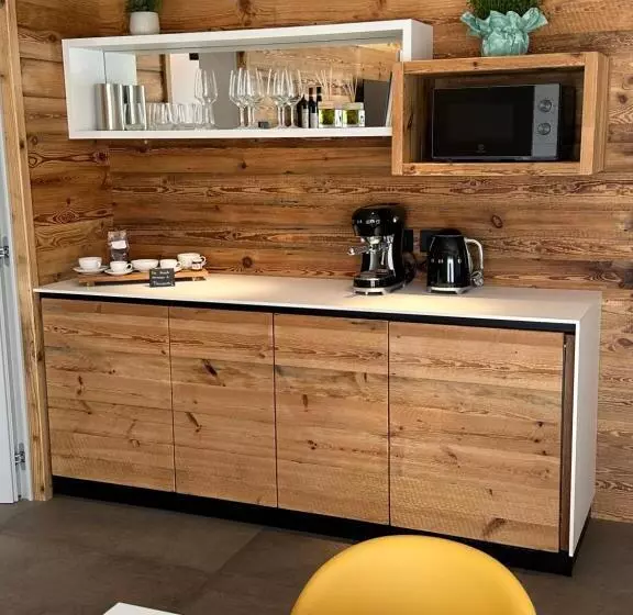 ペンション Origini Holidays