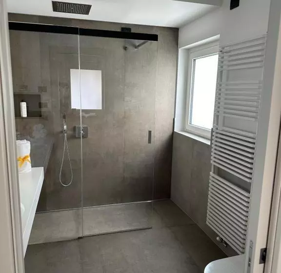 ペンション Origini Holidays