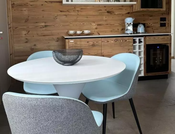 ペンション Origini Holidays