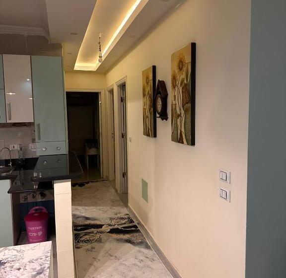 حدائق الأهرام بوابة منقرع عقار رقم ٨