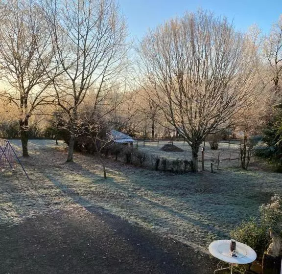 ベッドアンドブレックファースト La Bastide