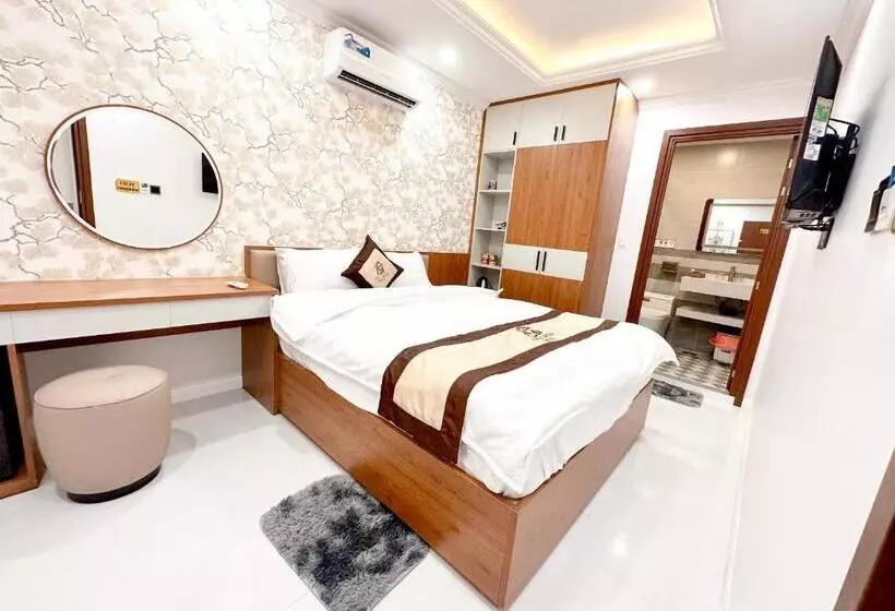 Chuly Moon Motel