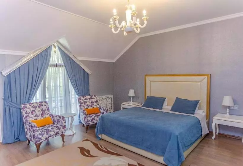 هتل Aynur Resort
