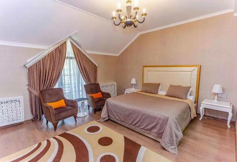 هتل Aynur Resort