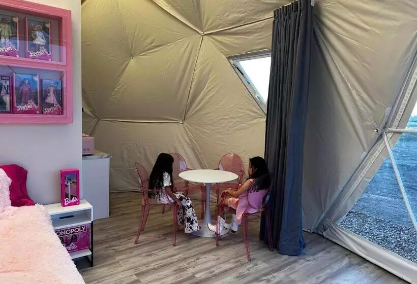 ホテル Nude Glamping Dome