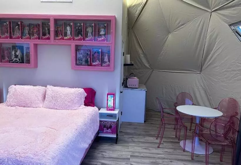 ホテル Nude Glamping Dome