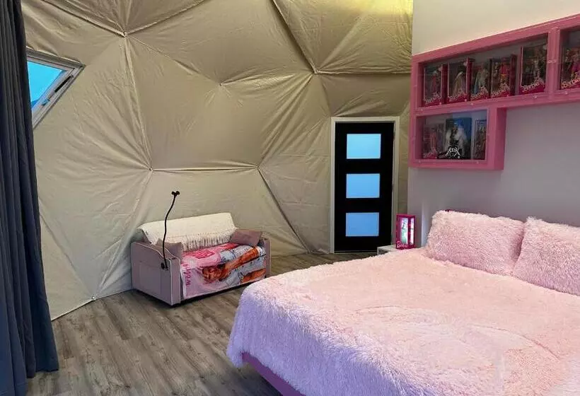 ホテル Nude Glamping Dome