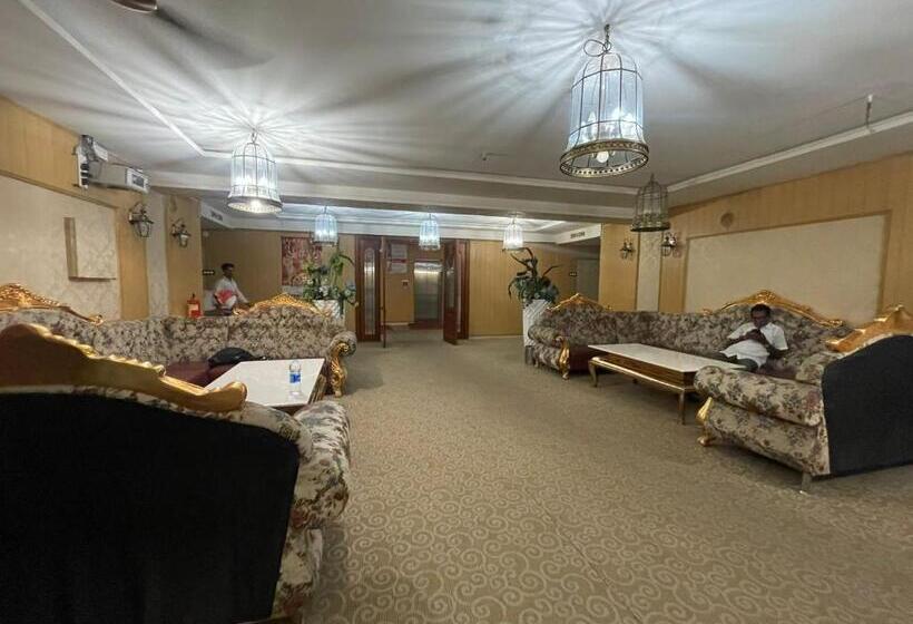 فندق Rnr The Luxury Suits Lodging & Restaurant