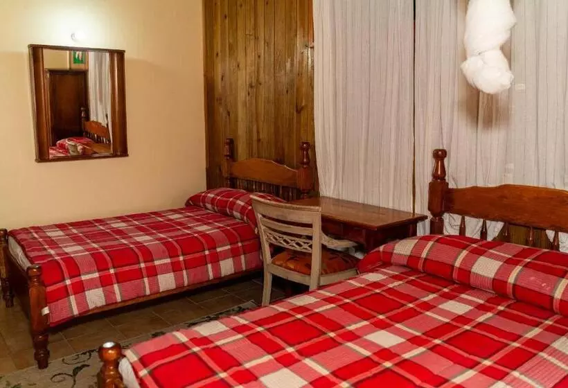 هتل Roxy S Mountain Lodge