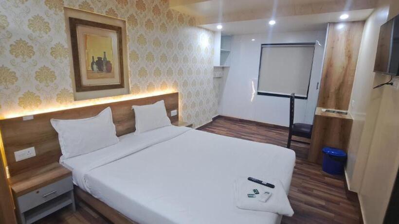 ホテル Tan Square Inn Lodge