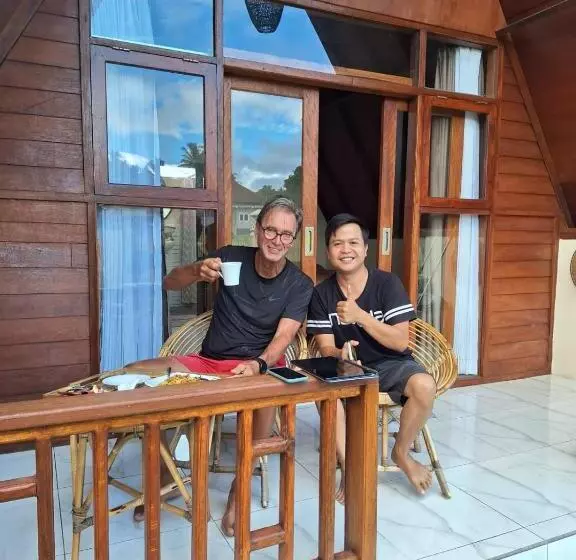ペンション Carasti Bungalows