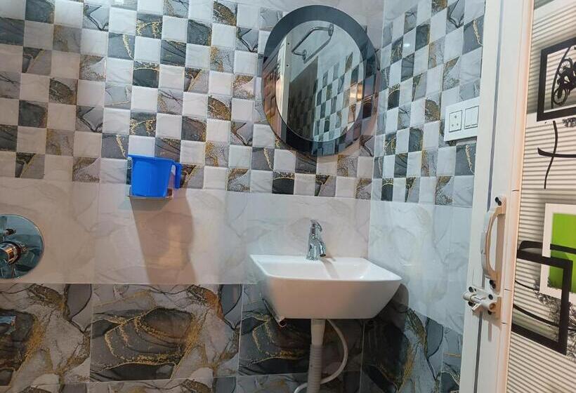 Pensão O Uttara Residency