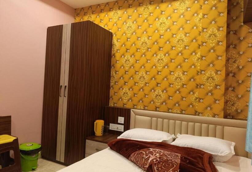 Pensão O Uttara Residency