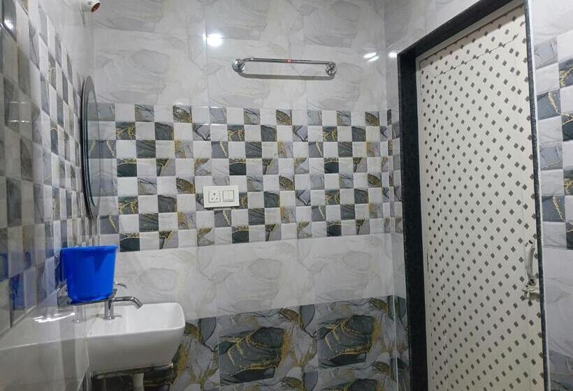 Pensão O Uttara Residency