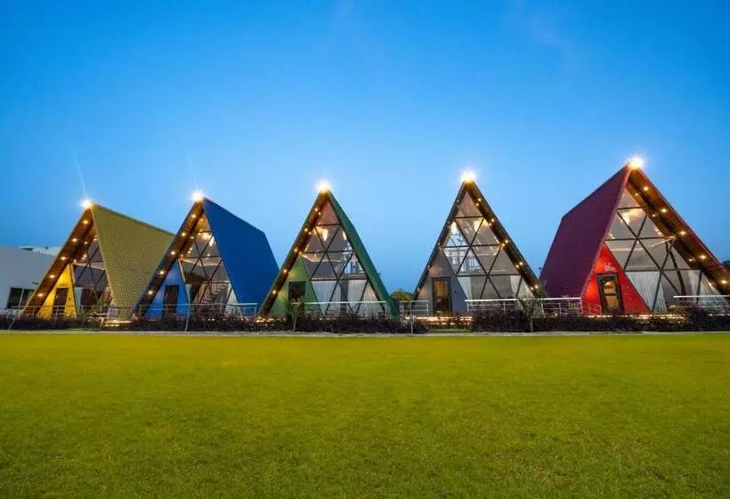 Lomakeskus Sunflower Saga