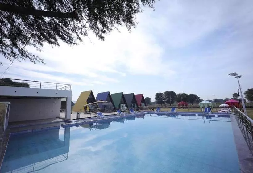 Lomakeskus Sunflower Saga