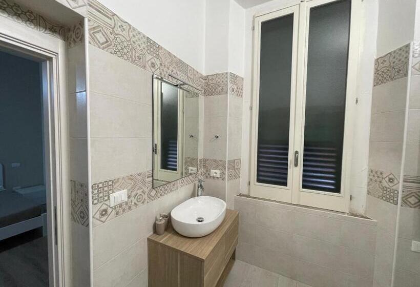 تختخواب و صبحانه Le Stanze Di Max