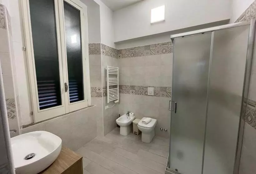 تختخواب و صبحانه Le Stanze Di Max