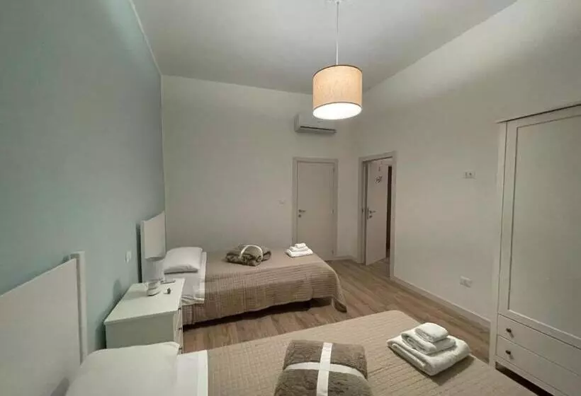 تختخواب و صبحانه Le Stanze Di Max