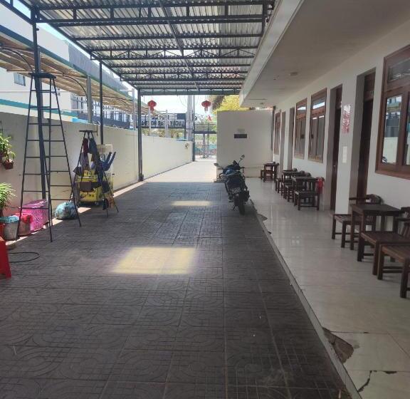 تختخواب و صبحانه Nhà Nghỉ Phú Quý