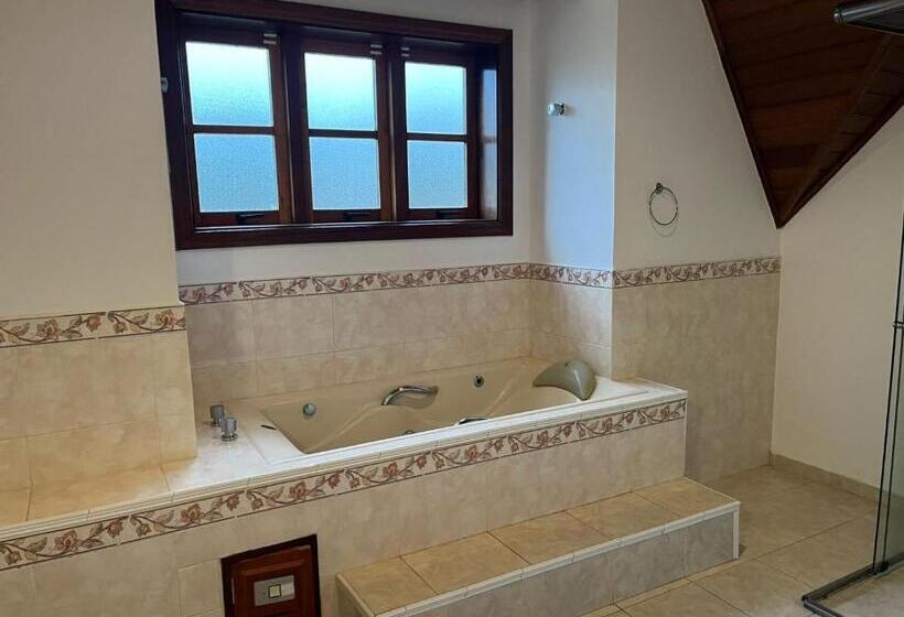 Отель Cerejeira Guest House