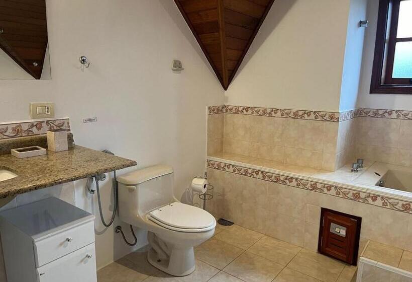 Отель Cerejeira Guest House