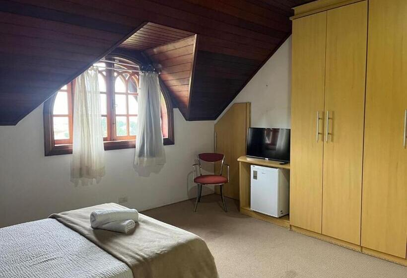 Отель Cerejeira Guest House