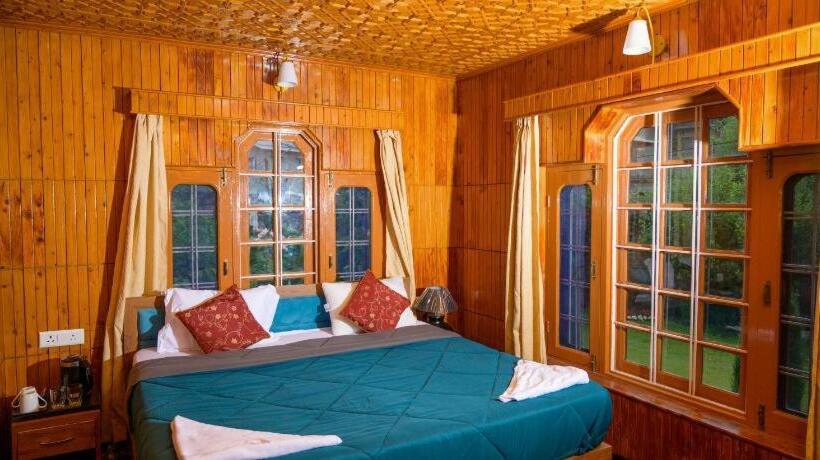 هتل Ronakgroupofcottages